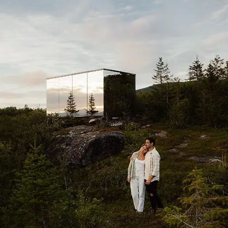 Wonderinn Arctic Utstrand Exterior photo